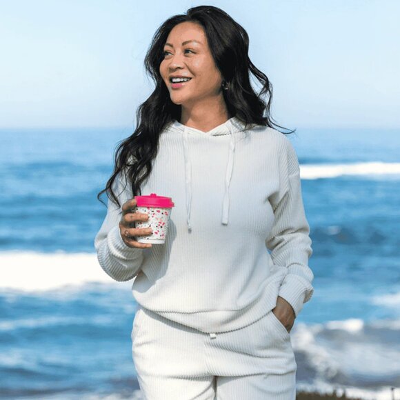 EVERYDAY CALIFORNIA Malibu Ribbed Hoodie in White NWT - Picture 3 of 11